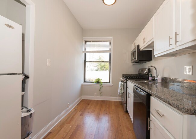 Foto del edificio - 3358 N Broadway St