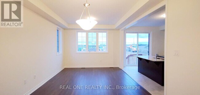 Photo du bâtiment - 23 Broden Cres