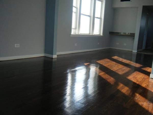Foto del edificio - 1722 N Troy St