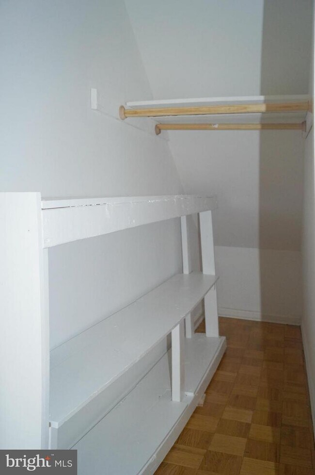 Foto del edificio - 1248 C St SE