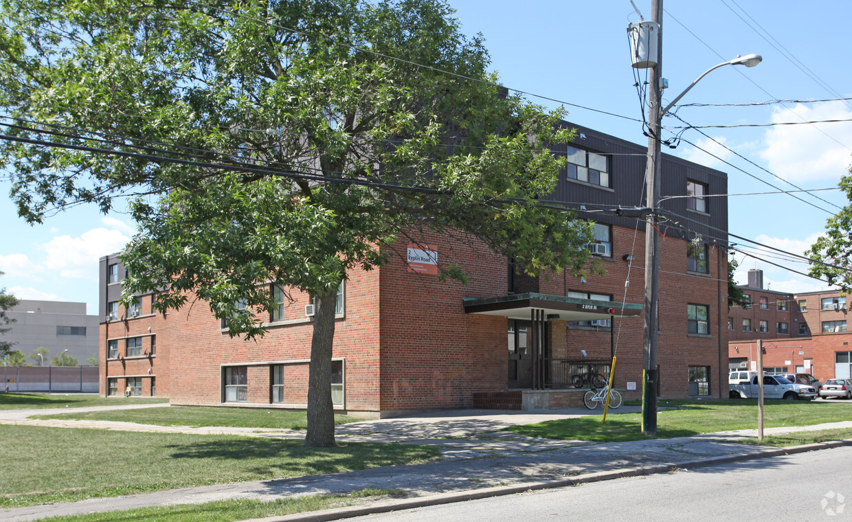 Building Photo - 2 Replin Rd