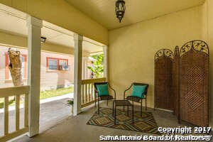Building Photo - 1932 W Huisache Ave