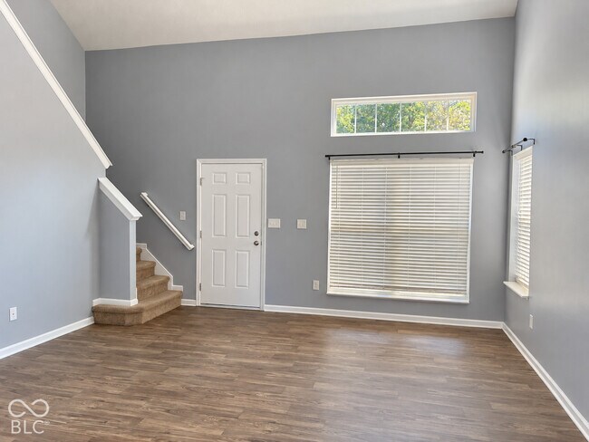Building Photo - 1137 N Aberdeen Dr