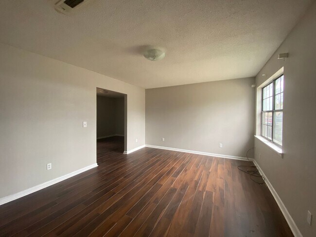 Foto del edificio - Home for rent in Euafaula! Available to Vi...
