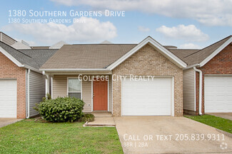 Building Photo - 1380 Southern Gardens Dr