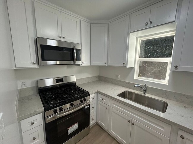 Foto del edificio - 2228-2232 1/2 Mira Vista Ave