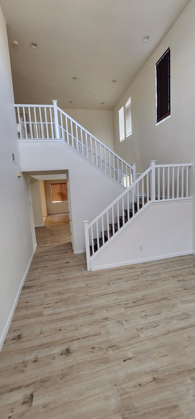 Building Photo - 2963 Frigate Bird Dr