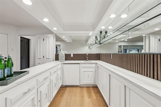 Foto del edificio - 7420 Royal Ln