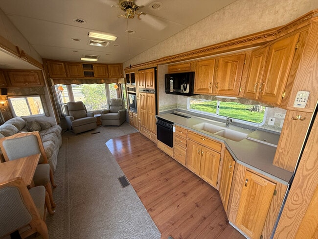 Foto del edificio - 911-924 24 Rd