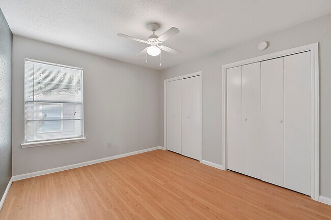 Foto del edificio - Cedar Creek Apartments