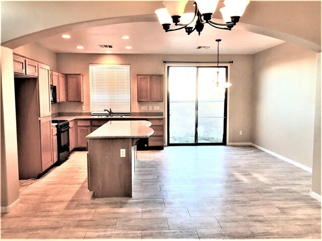 Foto del edificio - 3936 Sincerity Ct