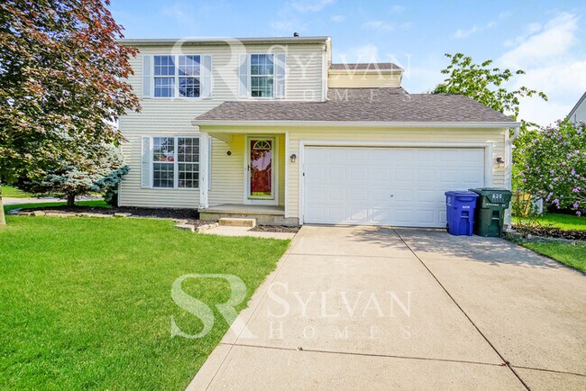 Foto del edificio - Prepare to fall in love with this 4 bedroo...