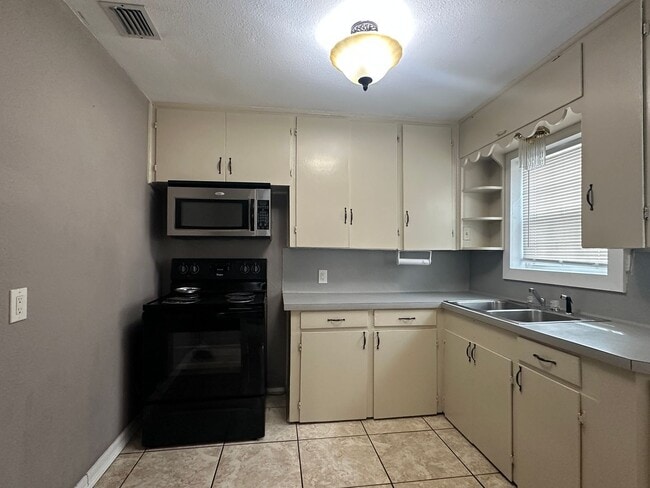 Foto del edificio - Ready for move in