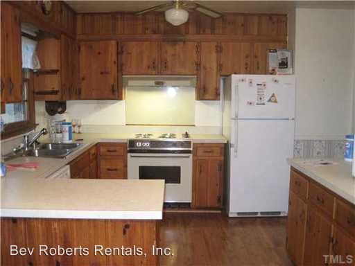 Building Photo - 504 N Harrison Ave