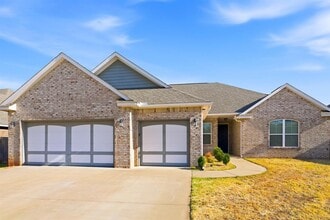Building Photo - 5505 Painted Pony Rd