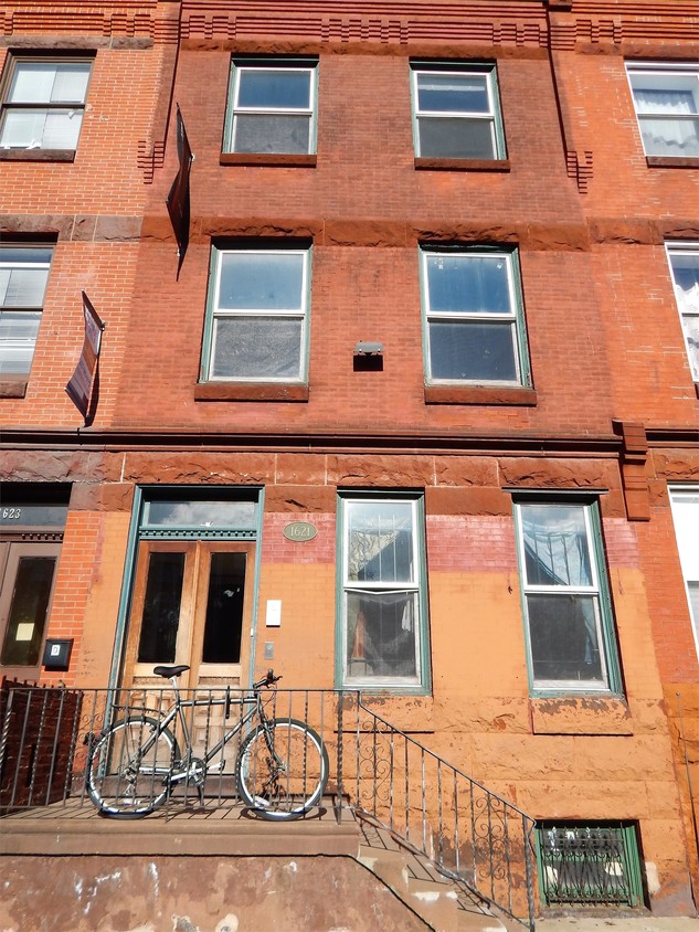 Foto principal - 1621 W Diamond St