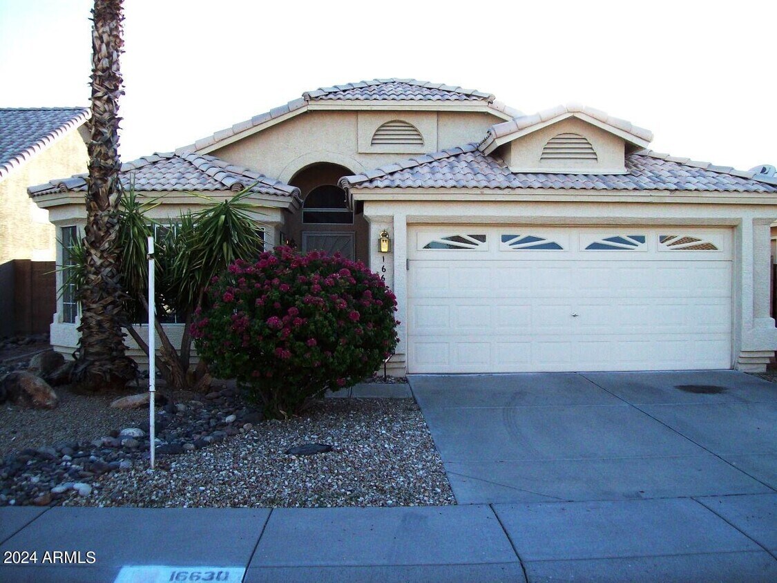 Foto principal - 16630 North 22nd St