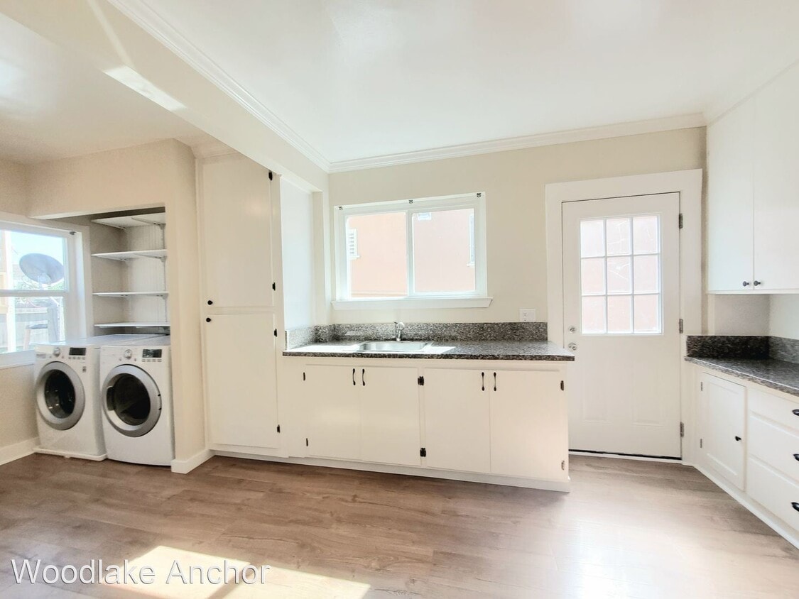 1 br, 1 bath House 577 Miller Avenue House for Rent in South San