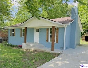 Building Photo - 28 W Airview Dr