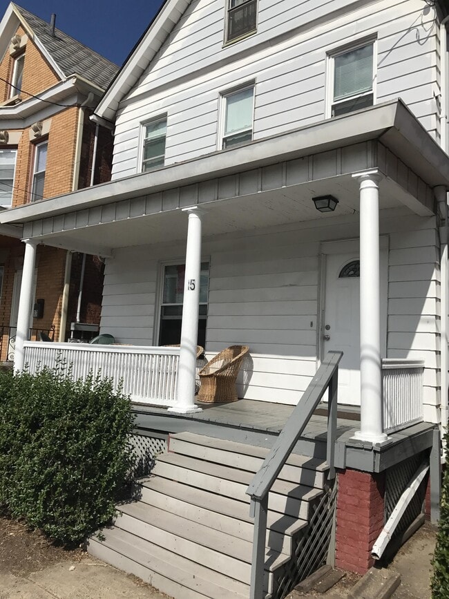 Building Photo - 15 Delafield St