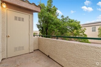 Building Photo - 5710 E Tropicana Ave