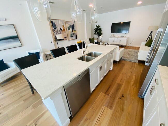 Foto del edificio - 644 3rd Ave S