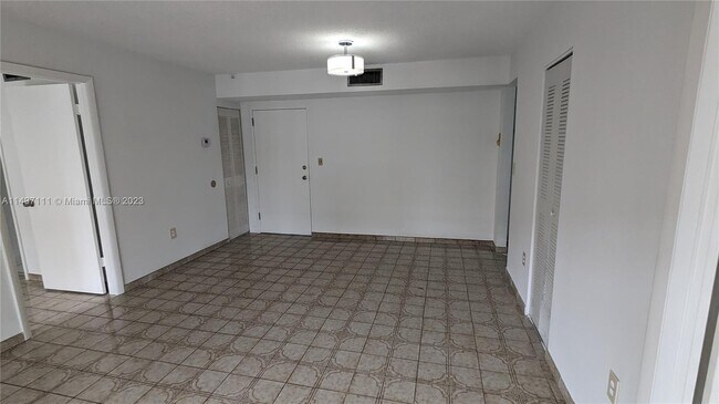 Foto del edificio - 4725 NW 7th St