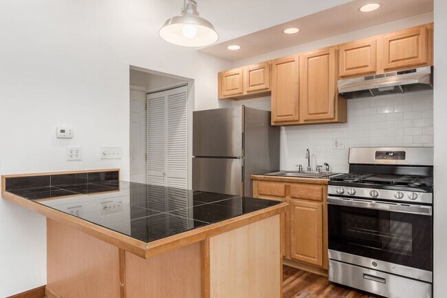 Foto del edificio - 981 Highland St