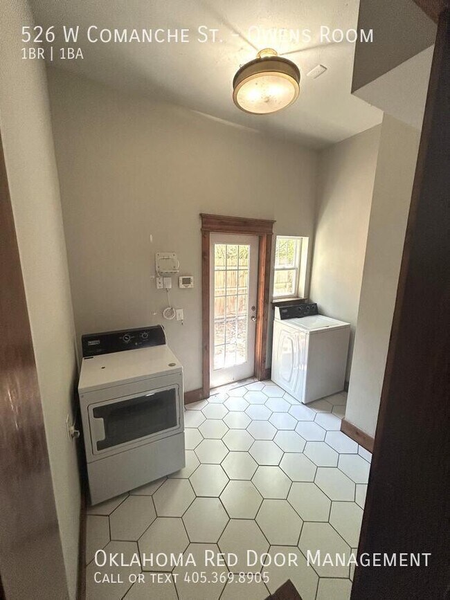 Foto del edificio - 526 W Comanche St