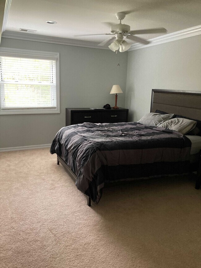 Bedroom - 14 Mainsail Dr