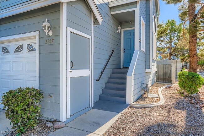 Building Photo - 3217 Symphony Dr