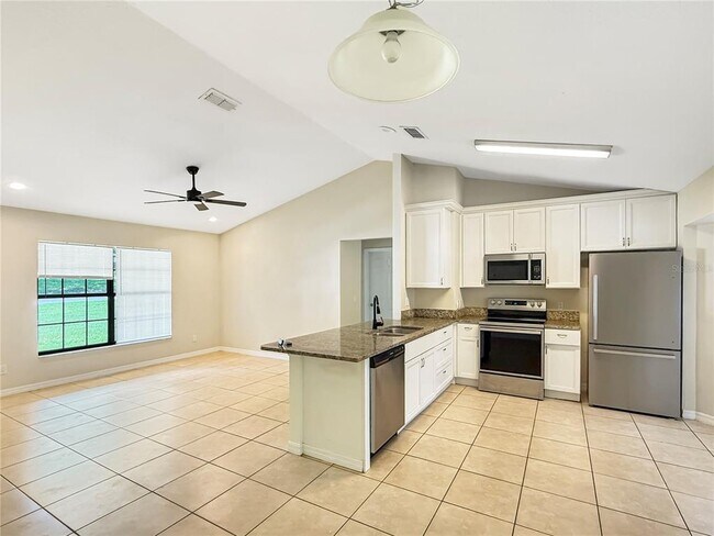 Foto del edificio - 1340 4th St