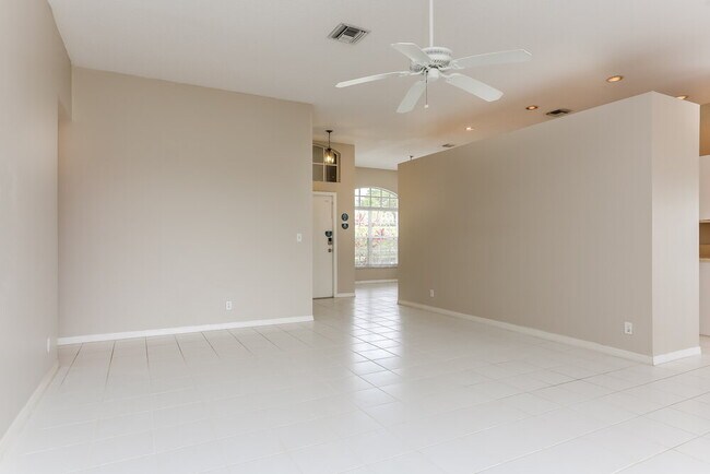 Foto del edificio - 7064 Charleston Point Dr