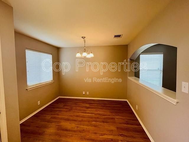 Foto del edificio - 9819 Autumn Pl