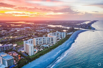 Building Photo - 300 Ocean Trail Way