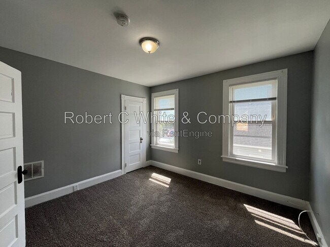 Building Photo - 76 N Bishop Ave