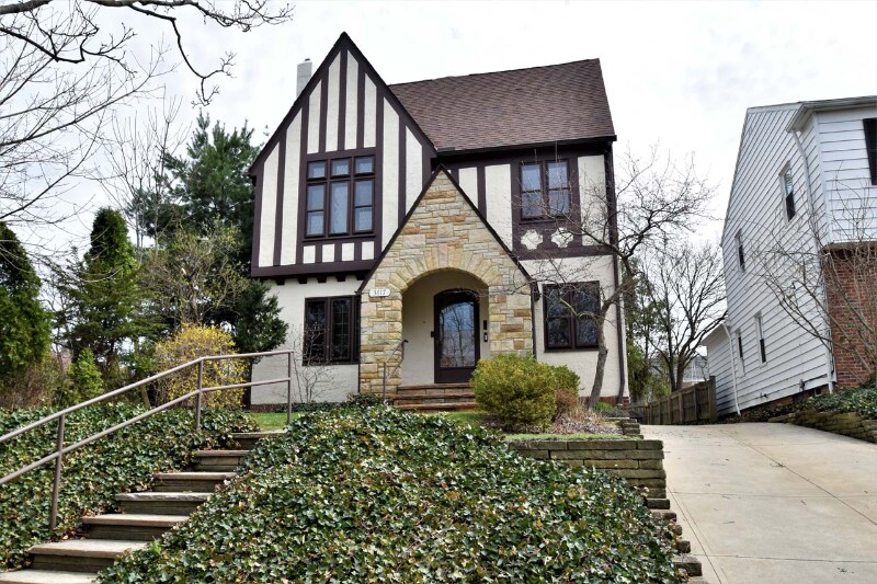 3617 Winchell Unit Lower, Shaker Hts, OH 44122 Apartment for Rent in Shaker Hts, OH