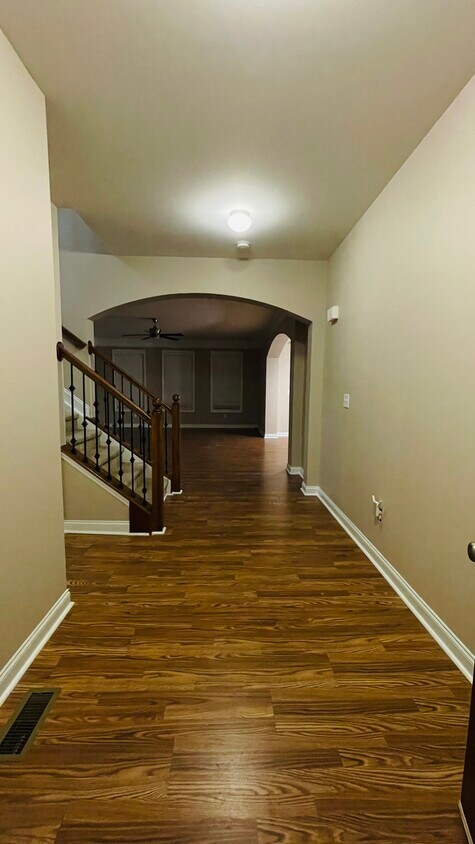 Photo - 16300 Brookfield View Ct (Louisville, KY)