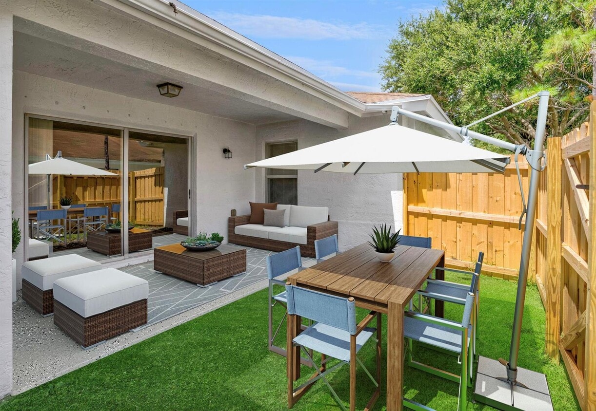 Foto principal - 9242 Roan Ln
