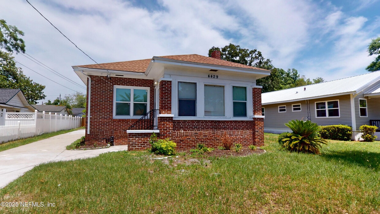 Primary Photo - 4429 San Juan Ave