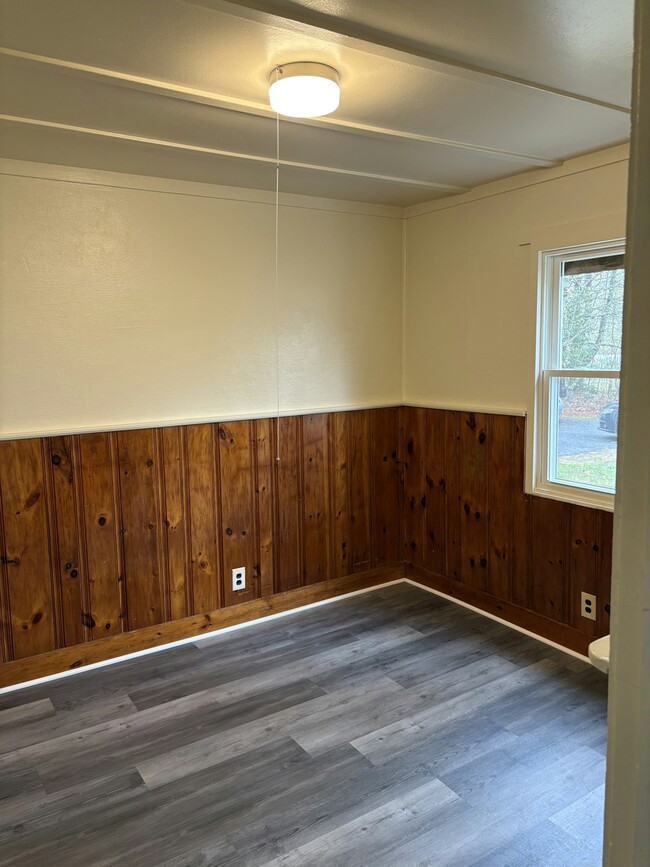 Building Photo - 518 Ossipee Trl E