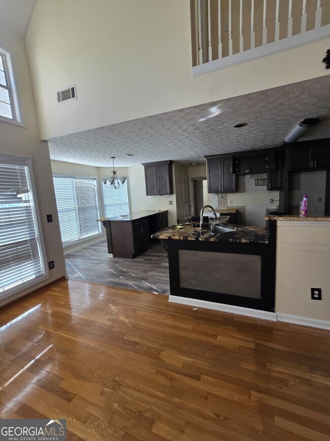 Foto del edificio - 108 Talon Pl