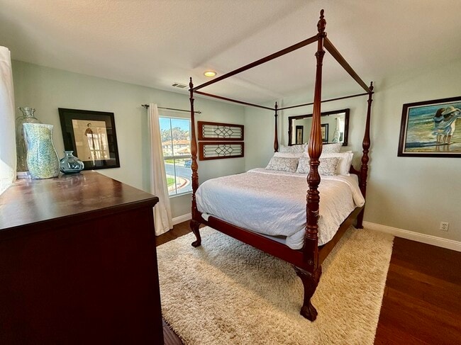 Building Photo - 26341 Via Corrizo