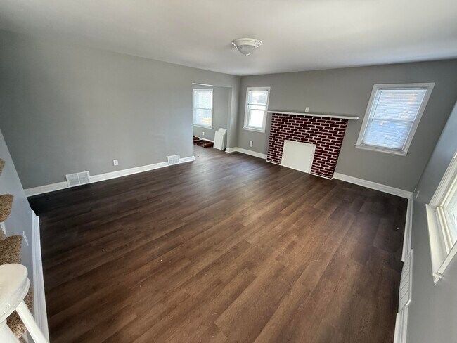 Foto del edificio - 2111 Old Paris Rd