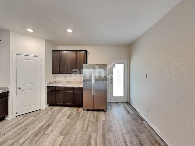 Building Photo - 1126 Treeta Trail