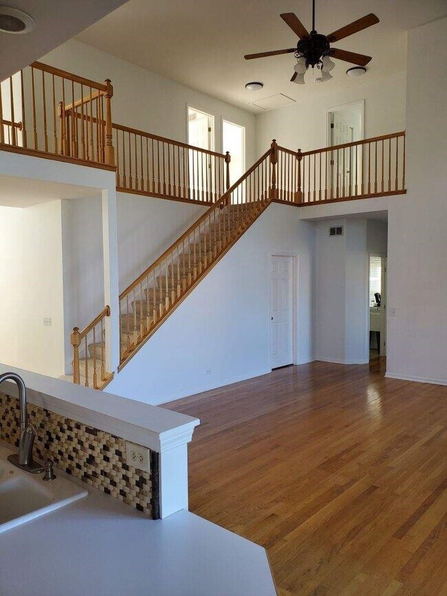 Foto del edificio - 1670 Highmeadow Ln