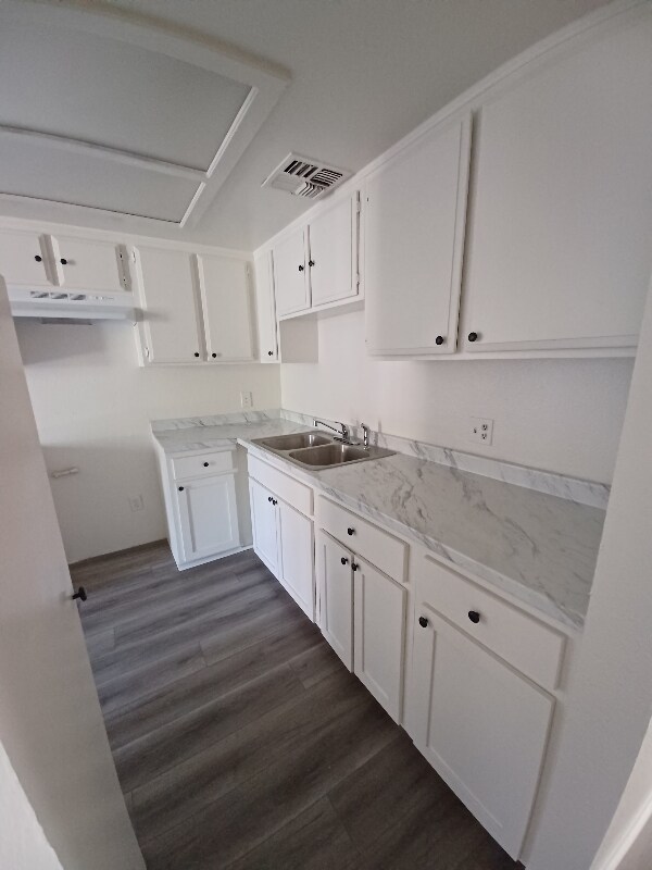 Foto del edificio - 4114 W Ave L