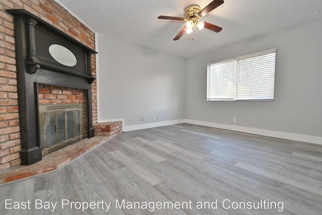 Building Photo - 3 br, 2 bath House - 43622 Salem Way