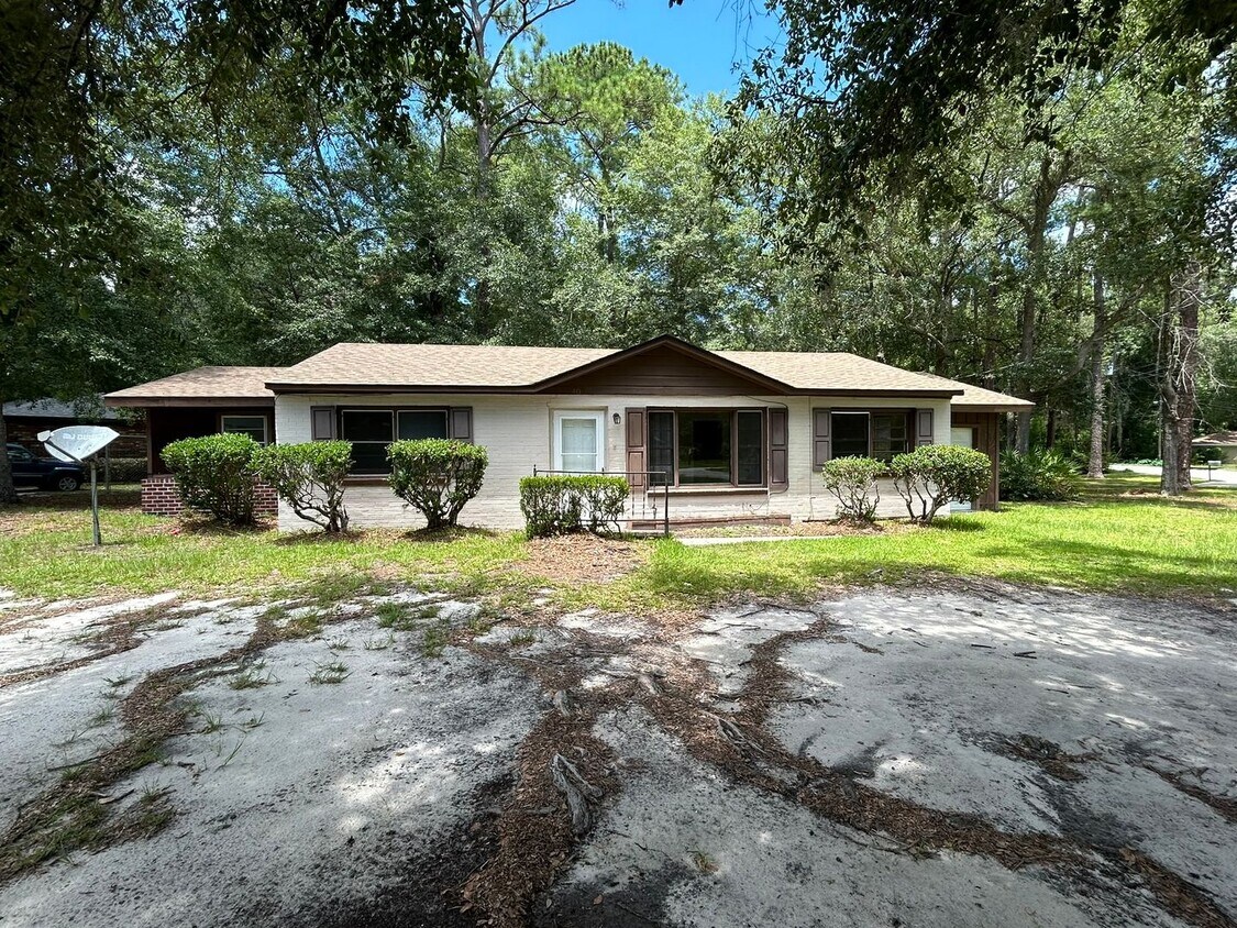 406 Fraser Dr, Hinesville, GA 31313 House Rental in Hinesville, GA