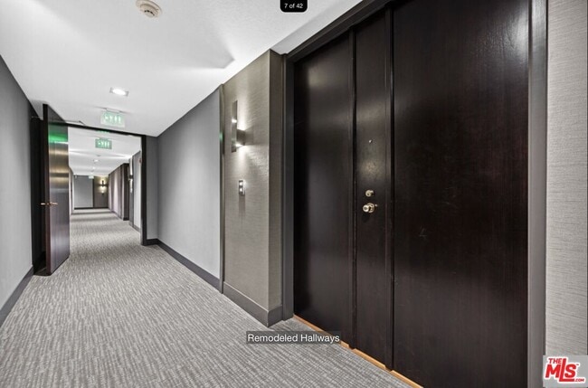 Foto del edificio - 200 N Swall Dr